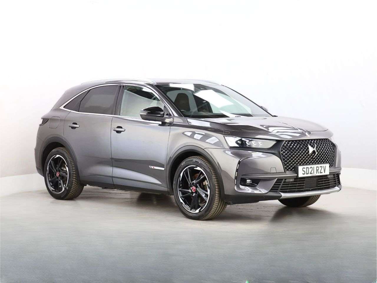 A 2021 DS AUTOMOBILES DS 7 1.6 E-TENSE 13.2kWh Performance Line Crossback 5dr Petrol Plug-in Hybrid EA A 2021 DS AUTOMOBILES DS 7 1.6 E-TENSE 13.2kWh Performance Line Crossback 5dr Petrol Plug-in Hybrid EA