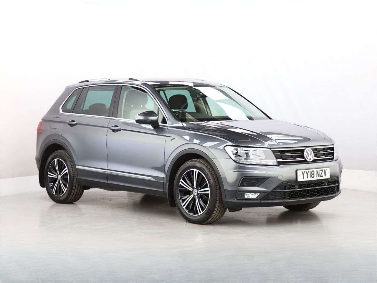 A 2018 VOLKSWAGEN TIGUAN 1.4 TSI SE Navigation SUV 5dr Petrol Manual Euro 6 (s/s) (125 ps) A 2018 VOLKSWAGEN TIGUAN 1.4 TSI SE Navigation SUV 5dr Petrol Manual Euro 6 (s/s) (125 ps)