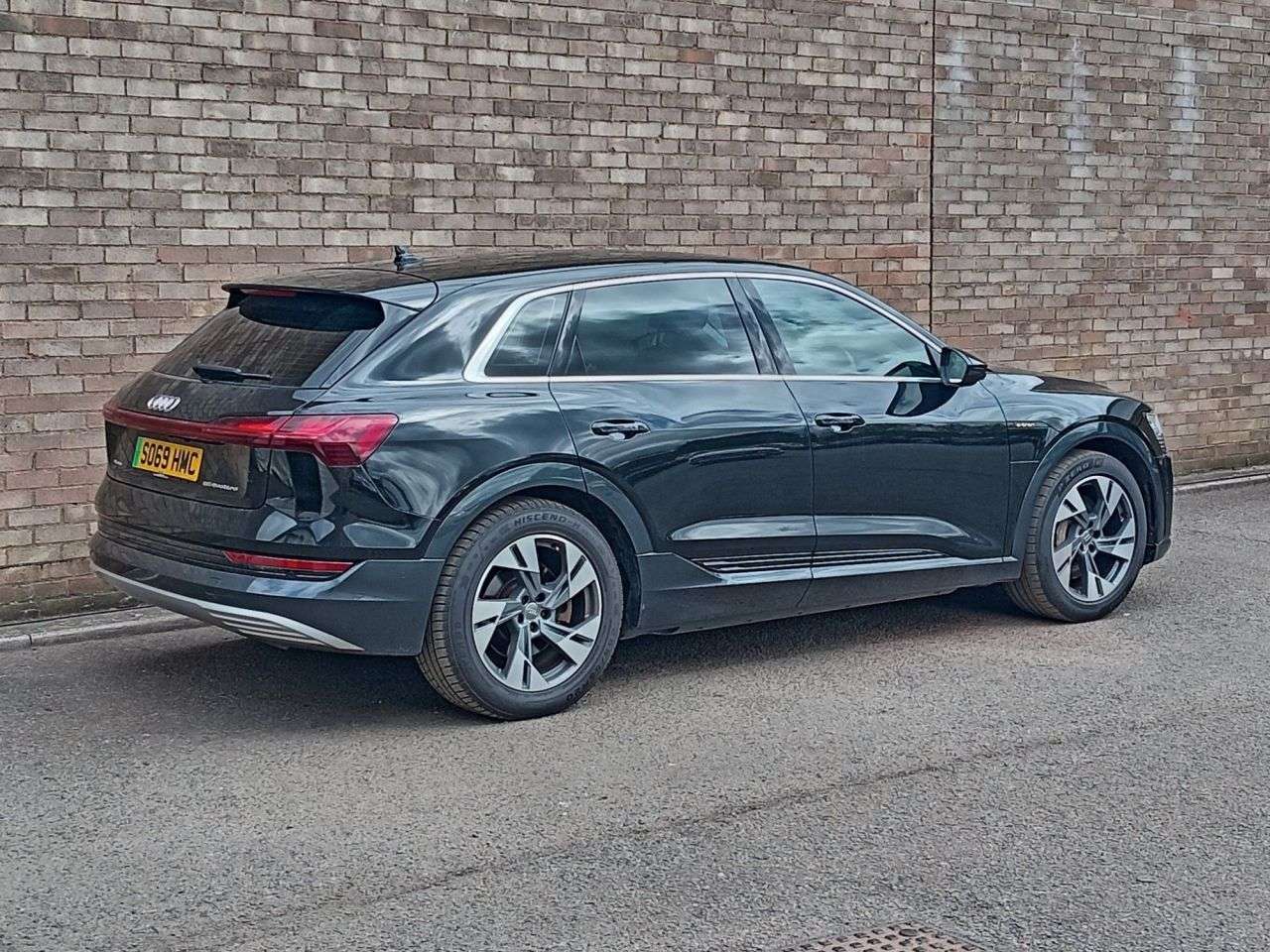 2019 AUDI E-TRON 2019 AUDI E-TRON