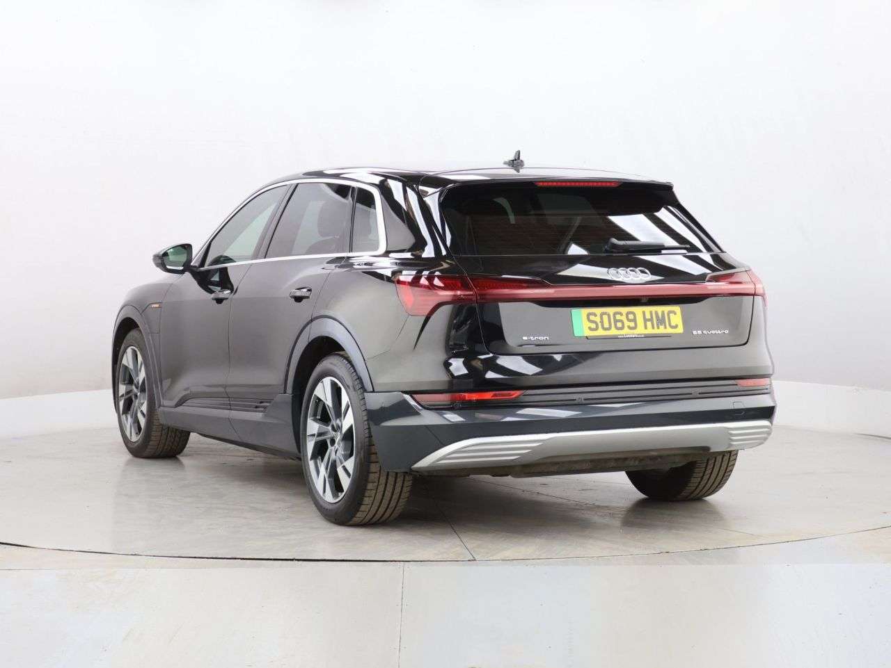 2019 AUDI E-TRON 2019 AUDI E-TRON