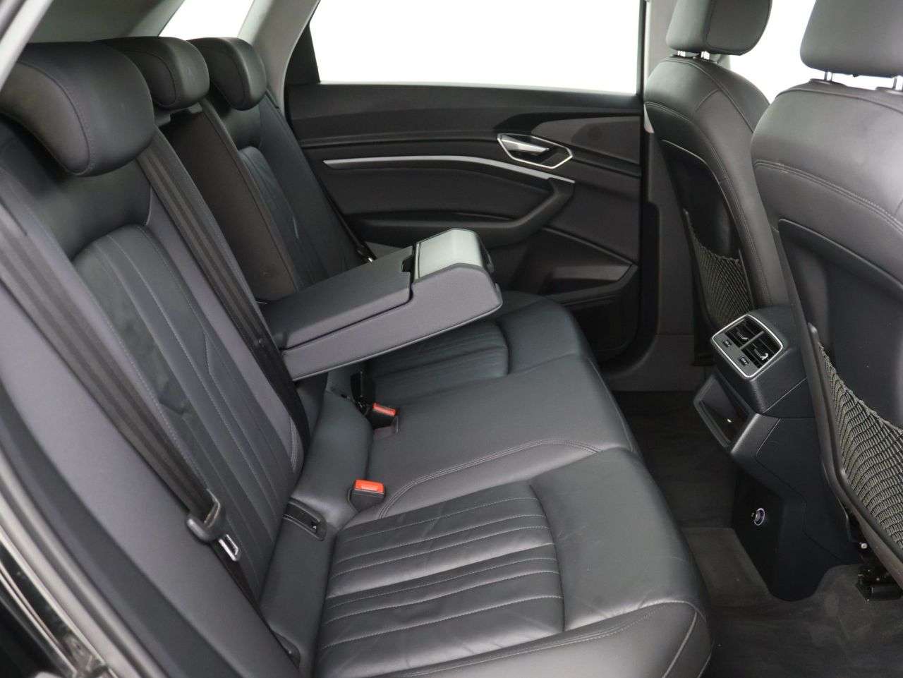 2019 AUDI E-TRON 2019 AUDI E-TRON