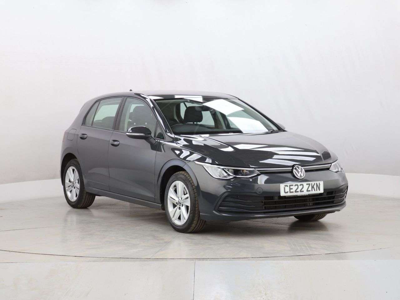 A 2022 VOLKSWAGEN GOLF 1.5 TSI Life Hatchback 5dr Petrol Manual Euro 6 (s/s) (130 ps) A 2022 VOLKSWAGEN GOLF 1.5 TSI Life Hatchback 5dr Petrol Manual Euro 6 (s/s) (130 ps)