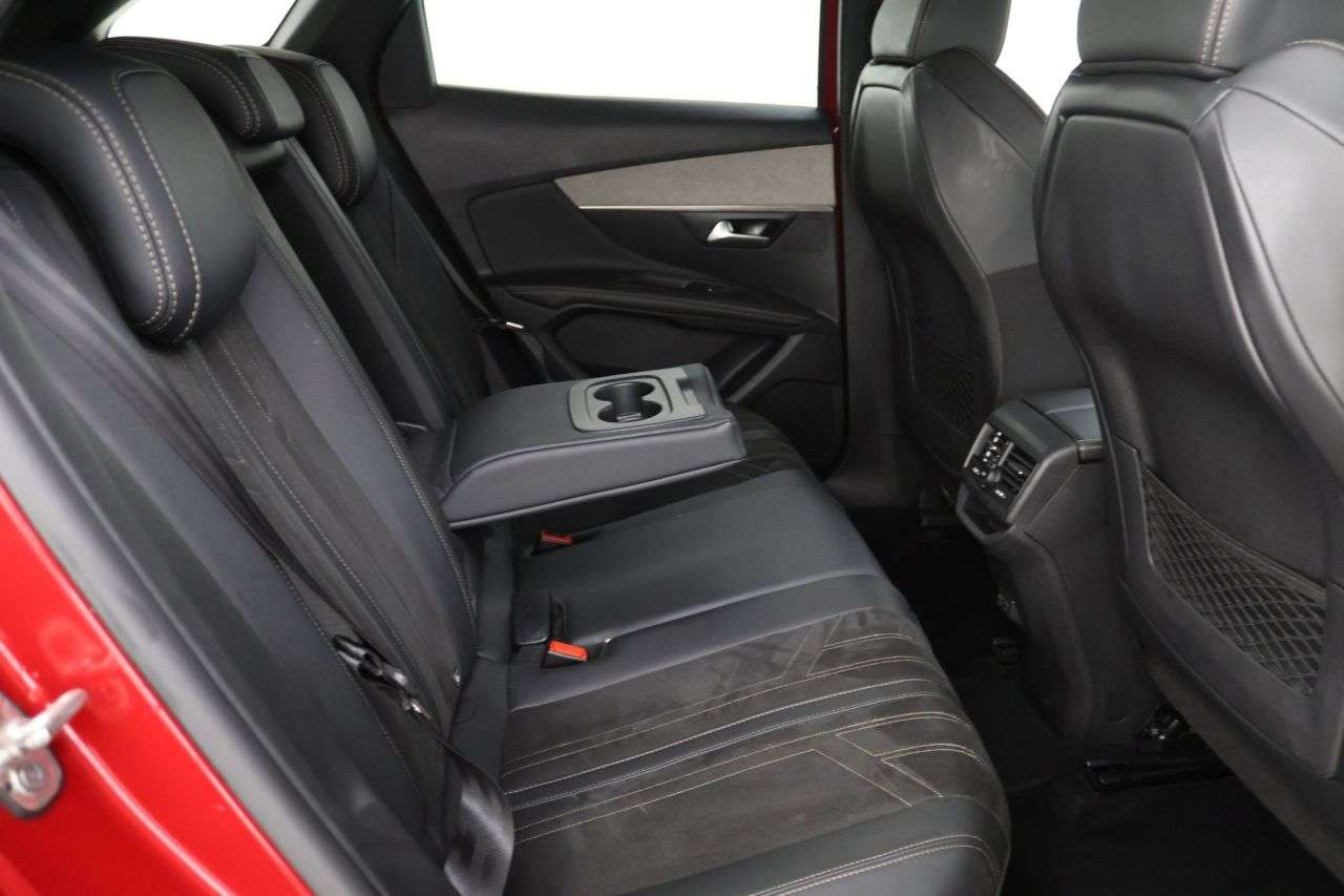 2021 PEUGEOT 3008 2021 PEUGEOT 3008