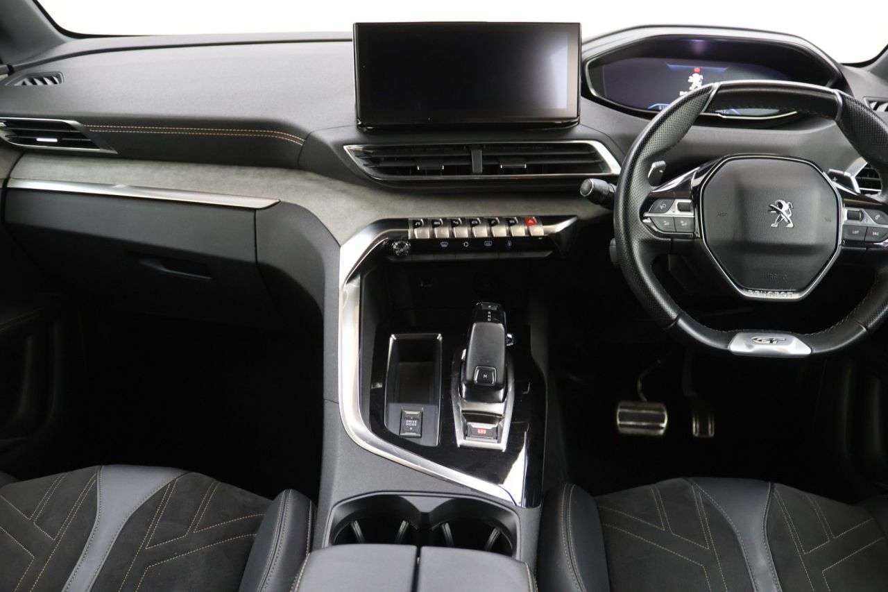 2021 PEUGEOT 3008 2021 PEUGEOT 3008