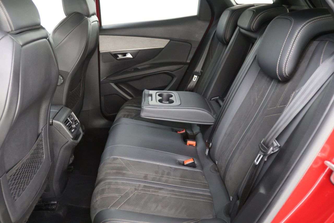 2021 PEUGEOT 3008 2021 PEUGEOT 3008