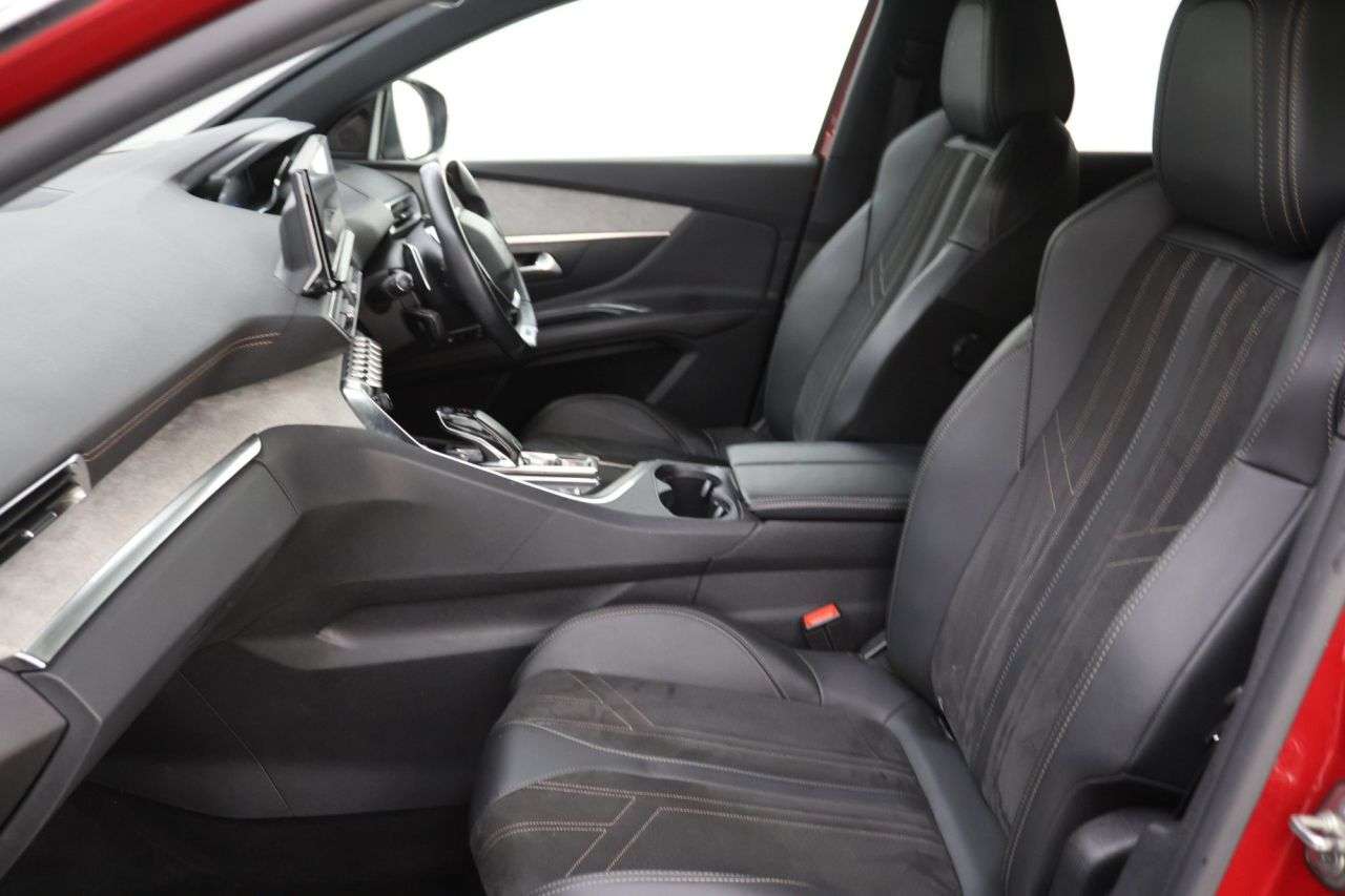 2021 PEUGEOT 3008 2021 PEUGEOT 3008