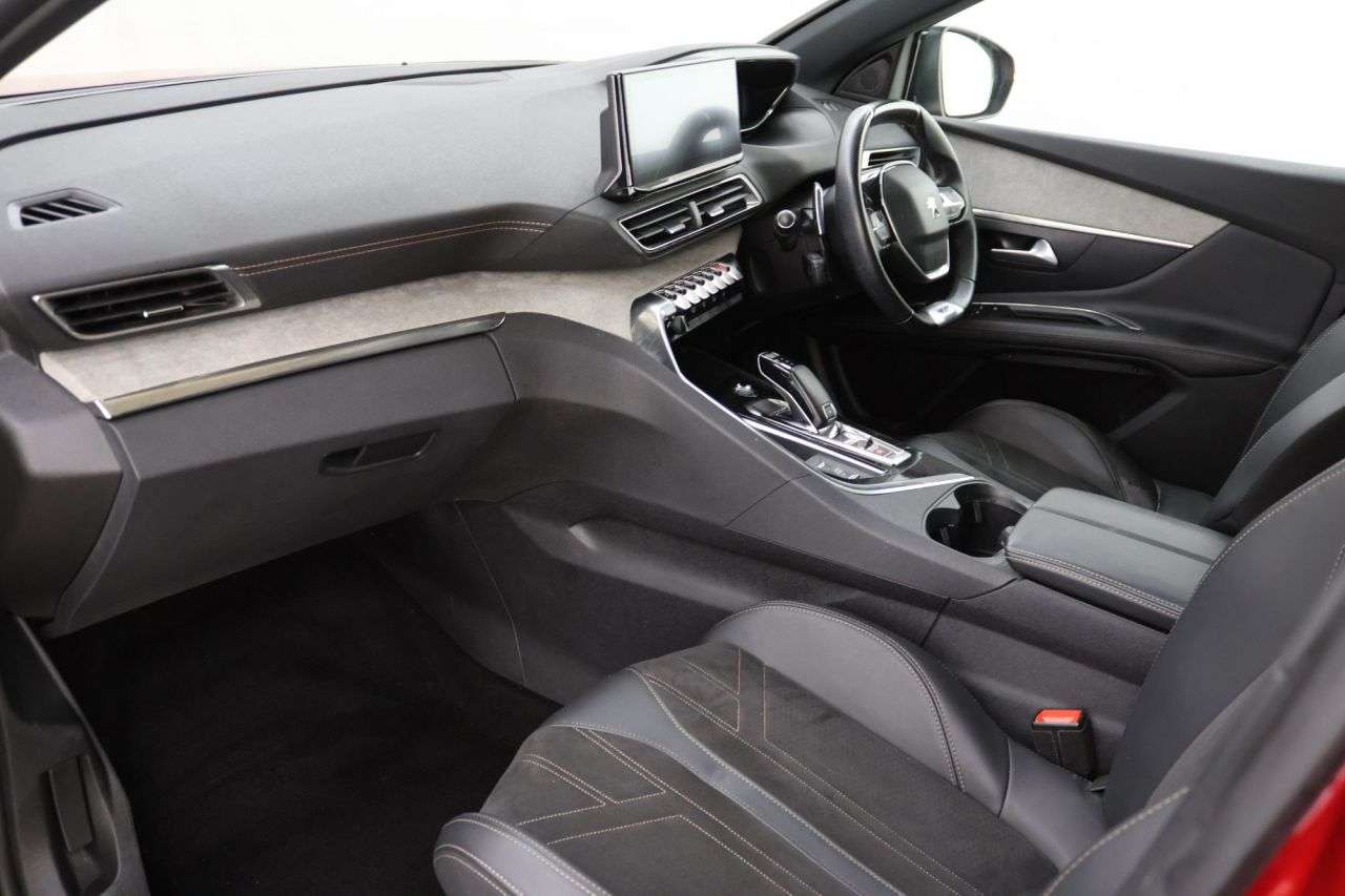 2021 PEUGEOT 3008 2021 PEUGEOT 3008