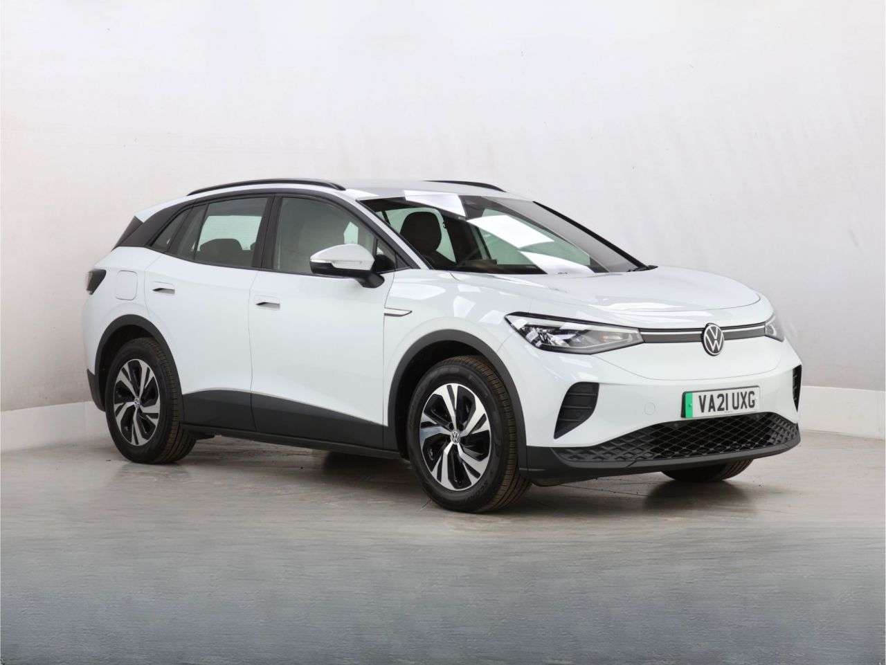A 2021 VOLKSWAGEN ID4 Pure 52kWh City SUV 5dr Electric Auto (148 ps) A 2021 VOLKSWAGEN ID4 Pure 52kWh City SUV 5dr Electric Auto (148 ps)