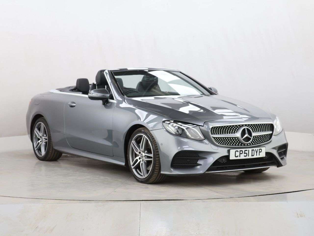 A 2019 MERCEDES-BENZ E CLASS 2.0 E220d AMG Line Cabriolet 2dr Diesel G-Tronic+ Euro 6 (s/s) (194 ps) A 2019 MERCEDES-BENZ E CLASS 2.0 E220d AMG Line Cabriolet 2dr Diesel G-Tronic+ Euro 6 (s/s) (194 ps)