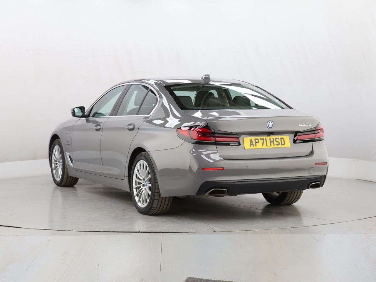 2022 BMW 5 SERIES 2022 BMW 5 SERIES