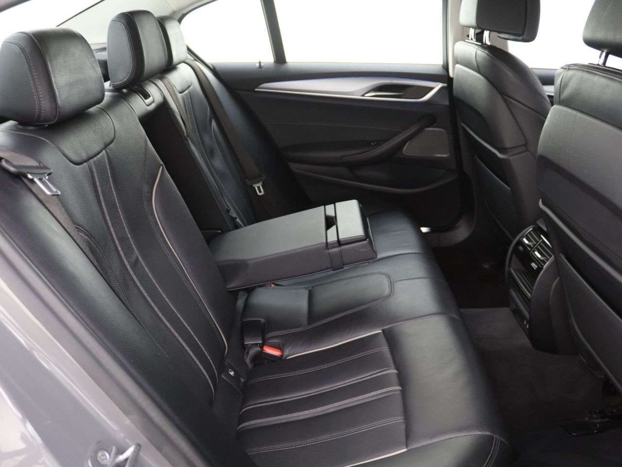2022 BMW 5 SERIES 2022 BMW 5 SERIES