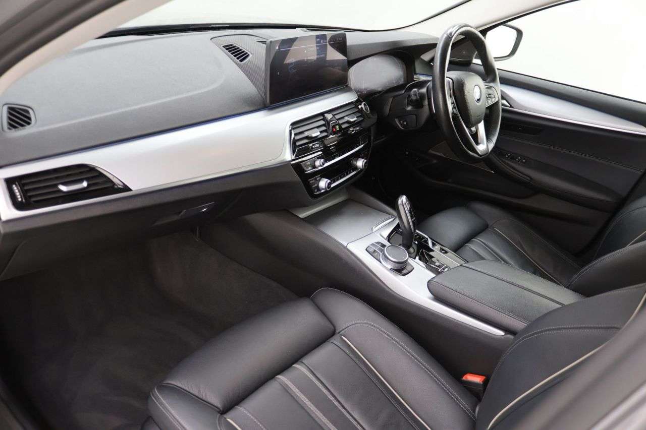 2022 BMW 5 SERIES 2022 BMW 5 SERIES
