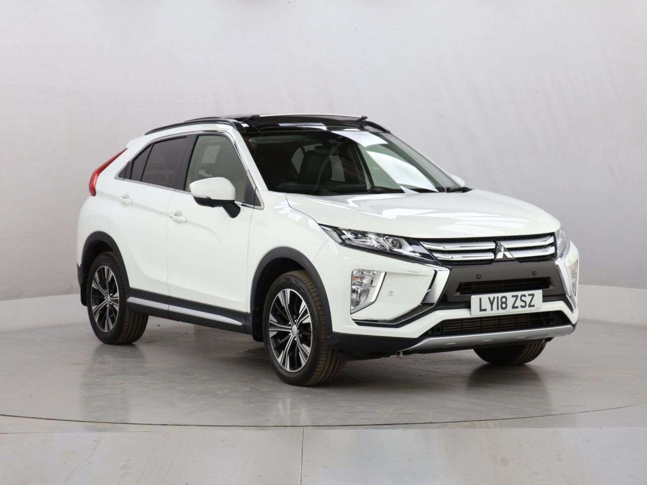 A 2018 MITSUBISHI ECLIPSE CROSS 1.5T 4 SUV 5dr Petrol CVT 4WD Euro 6 (s/s) (163 ps) A 2018 MITSUBISHI ECLIPSE CROSS 1.5T 4 SUV 5dr Petrol CVT 4WD Euro 6 (s/s) (163 ps)