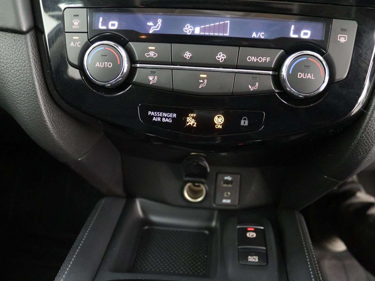 2020 NISSAN X-TRAIL 2020 NISSAN X-TRAIL