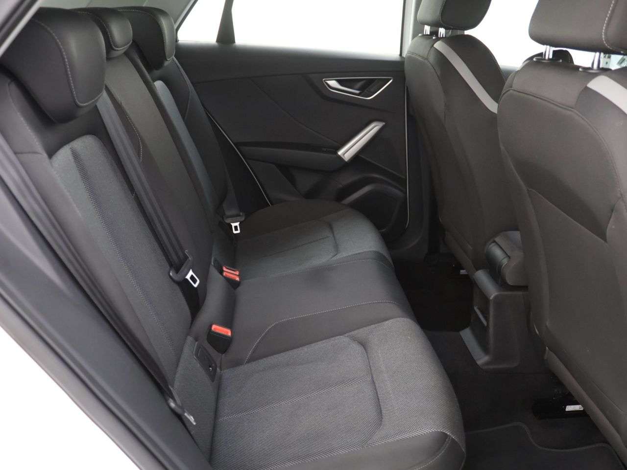 2021 AUDI Q2 2021 AUDI Q2
