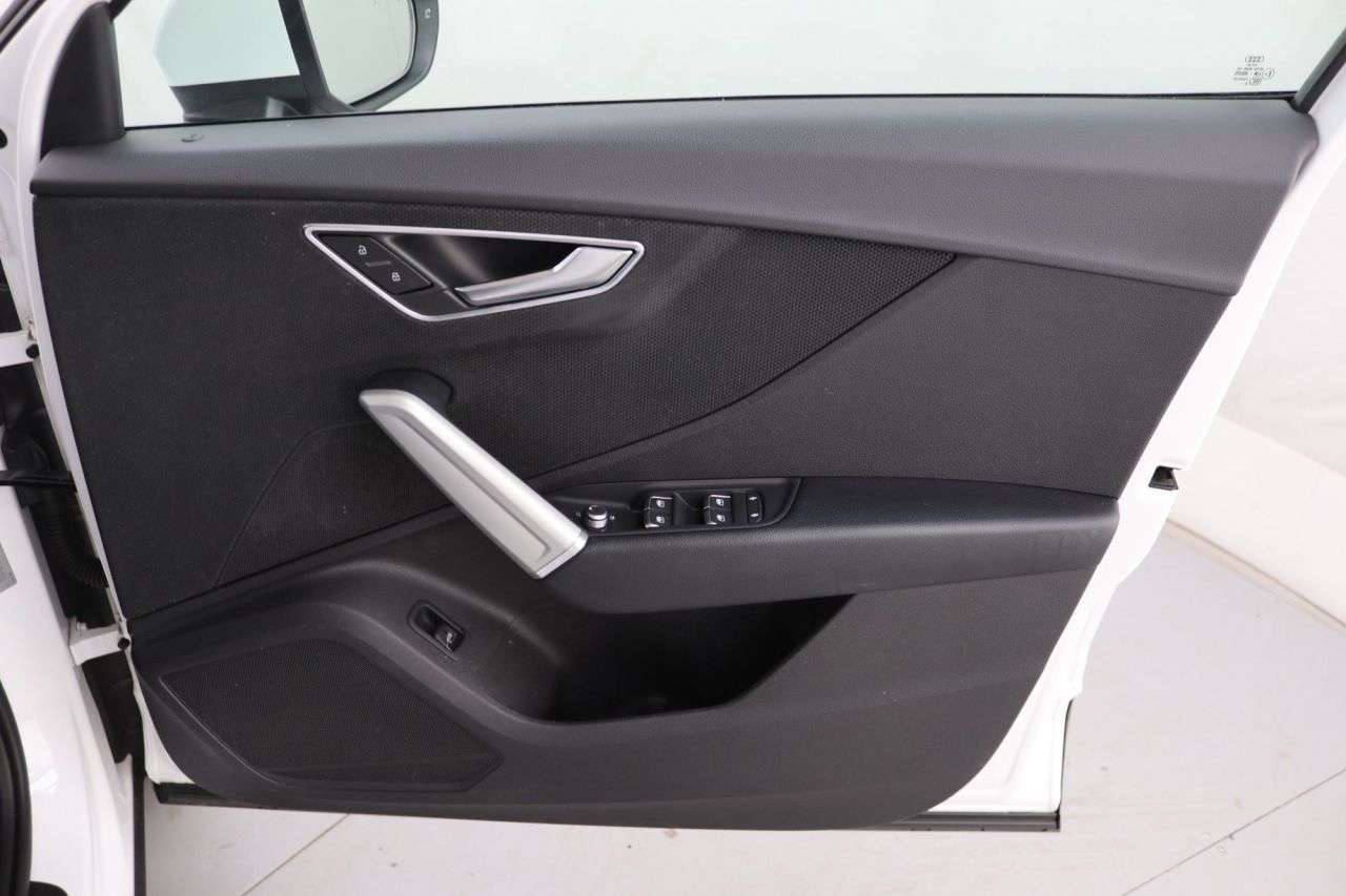 2021 AUDI Q2 2021 AUDI Q2