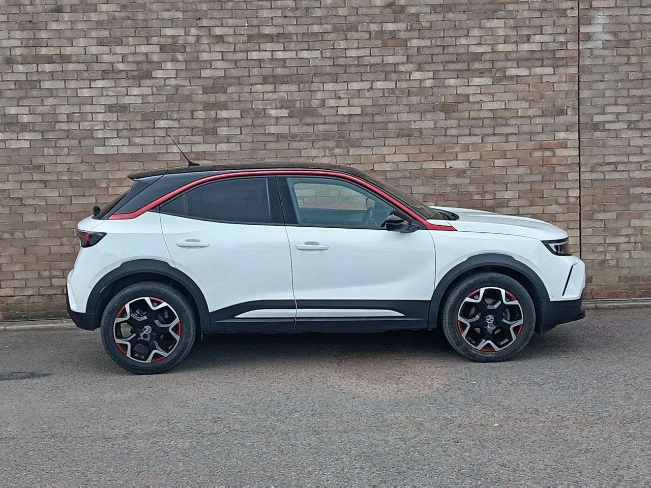 A 2022 VAUXHALL MOKKA 1.5 Turbo D ecoTEC SRi Premium SUV 5dr Diesel Manual Euro 6 (s/s) (110 ps) A 2022 VAUXHALL MOKKA 1.5 Turbo D ecoTEC SRi Premium SUV 5dr Diesel Manual Euro 6 (s/s) (110 ps)