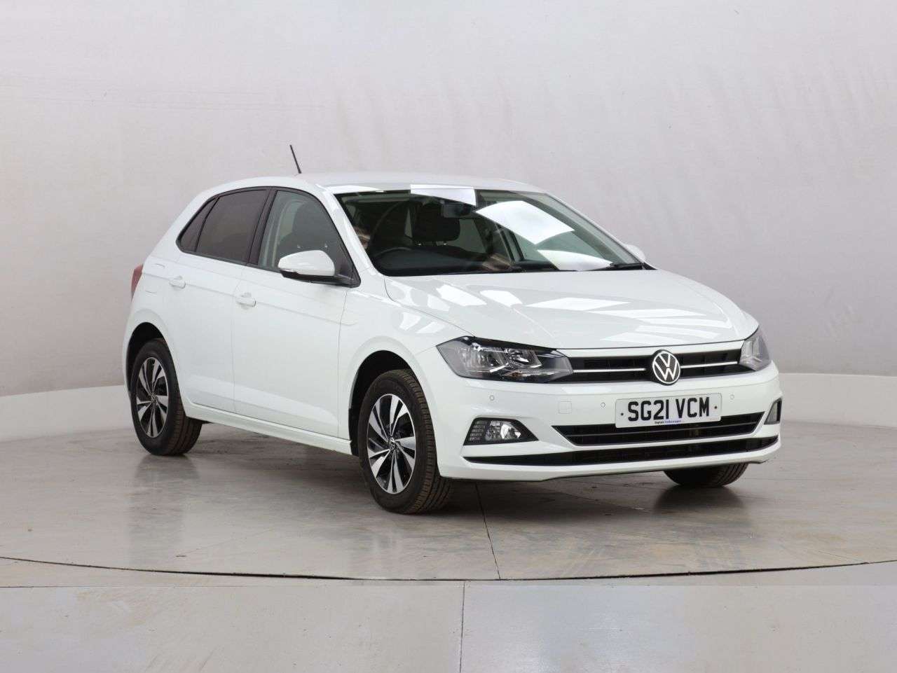A 2021 VOLKSWAGEN POLO 1.0 TSI Match Hatchback 5dr Petrol Manual Euro 6 (s/s) (95 ps) A 2021 VOLKSWAGEN POLO 1.0 TSI Match Hatchback 5dr Petrol Manual Euro 6 (s/s) (95 ps)