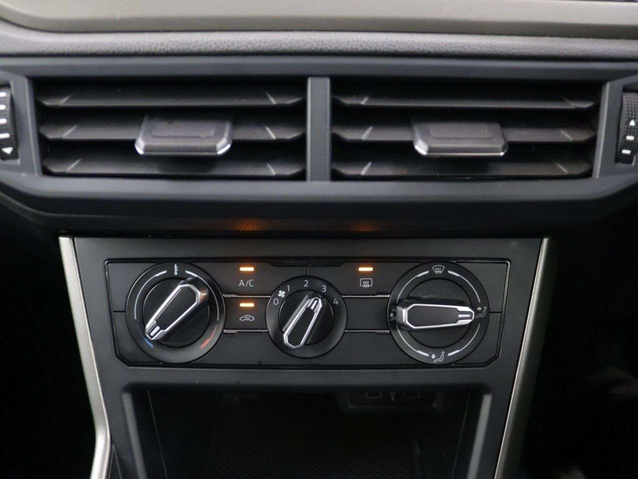 2021 VOLKSWAGEN POLO 2021 VOLKSWAGEN POLO