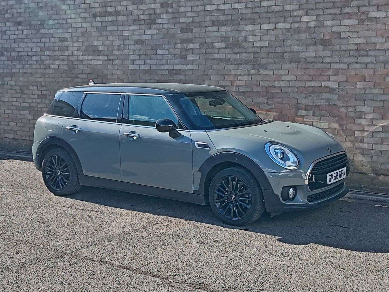 A 2018 MINI CLUBMAN 1.5 Cooper GPF Estate 6dr Petrol Manual Euro 6 (s/s) (136 ps) A 2018 MINI CLUBMAN 1.5 Cooper GPF Estate 6dr Petrol Manual Euro 6 (s/s) (136 ps)