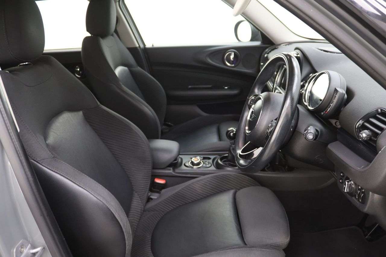 2018 MINI CLUBMAN 2018 MINI CLUBMAN