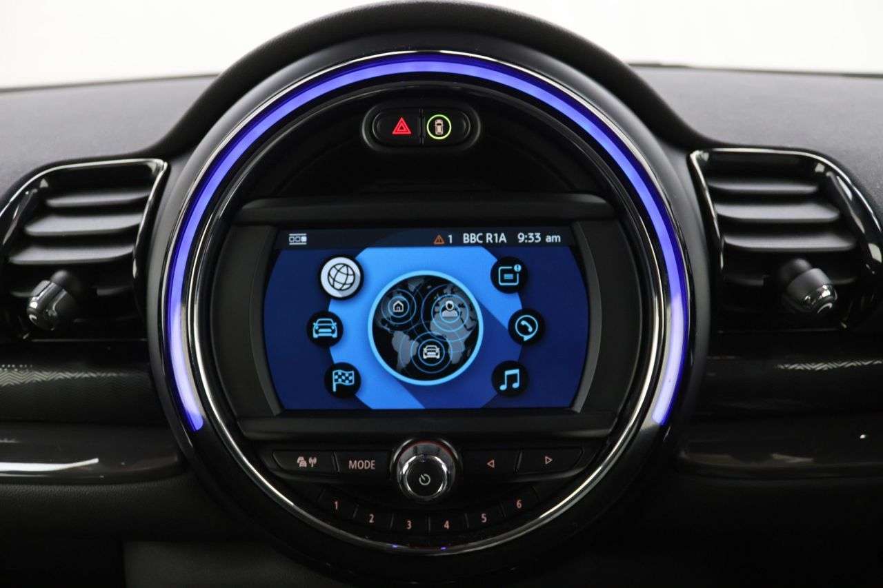 2018 MINI CLUBMAN 2018 MINI CLUBMAN