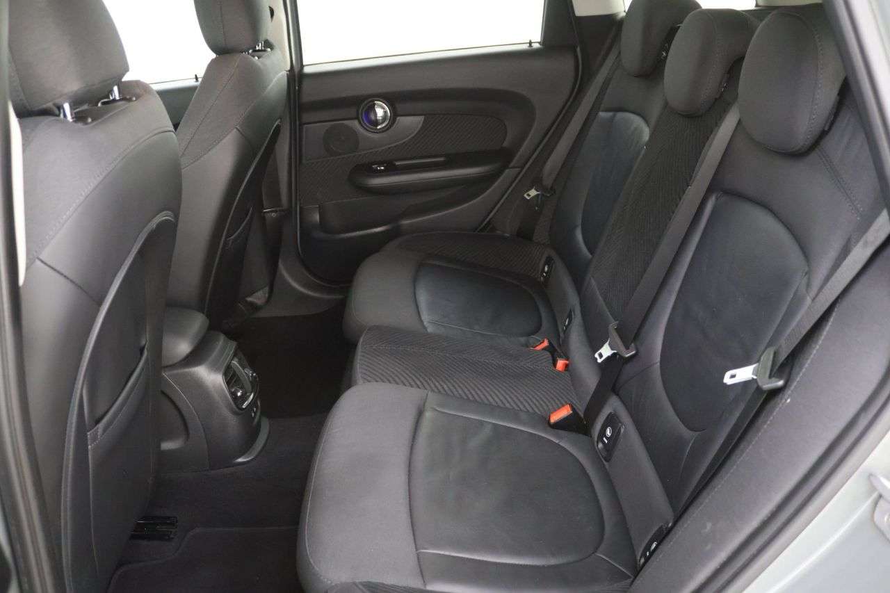 2018 MINI CLUBMAN 2018 MINI CLUBMAN