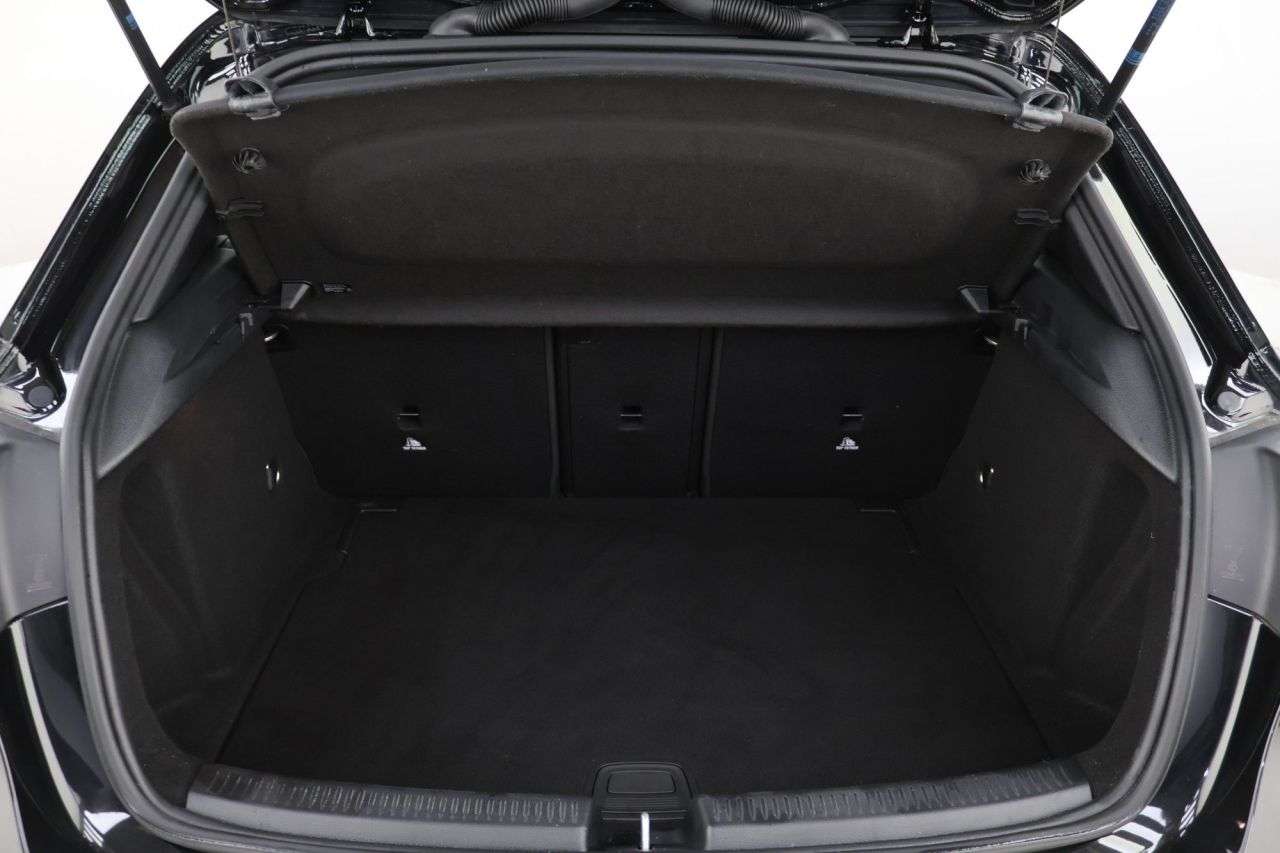 2019 MERCEDES-BENZ A CLASS 2019 MERCEDES-BENZ A CLASS