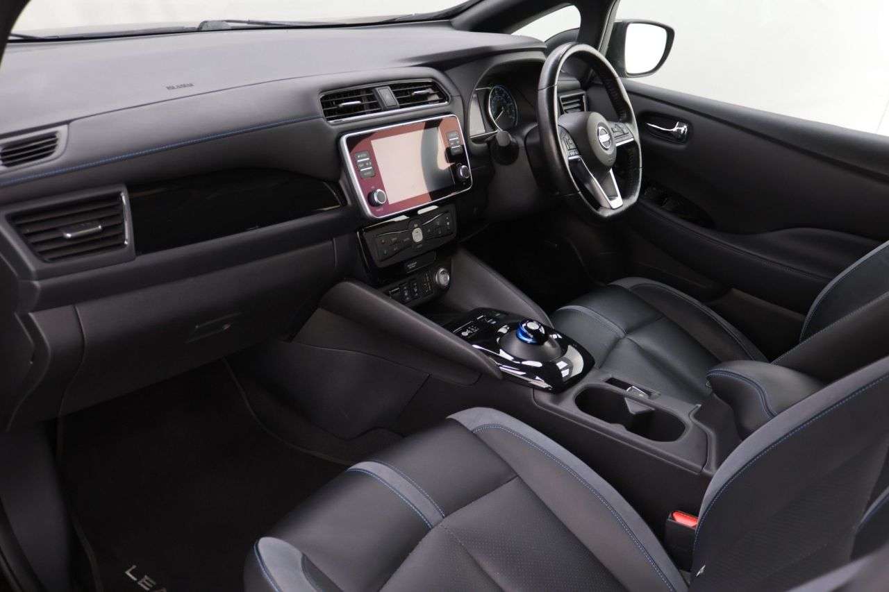 2021 NISSAN LEAF 2021 NISSAN LEAF