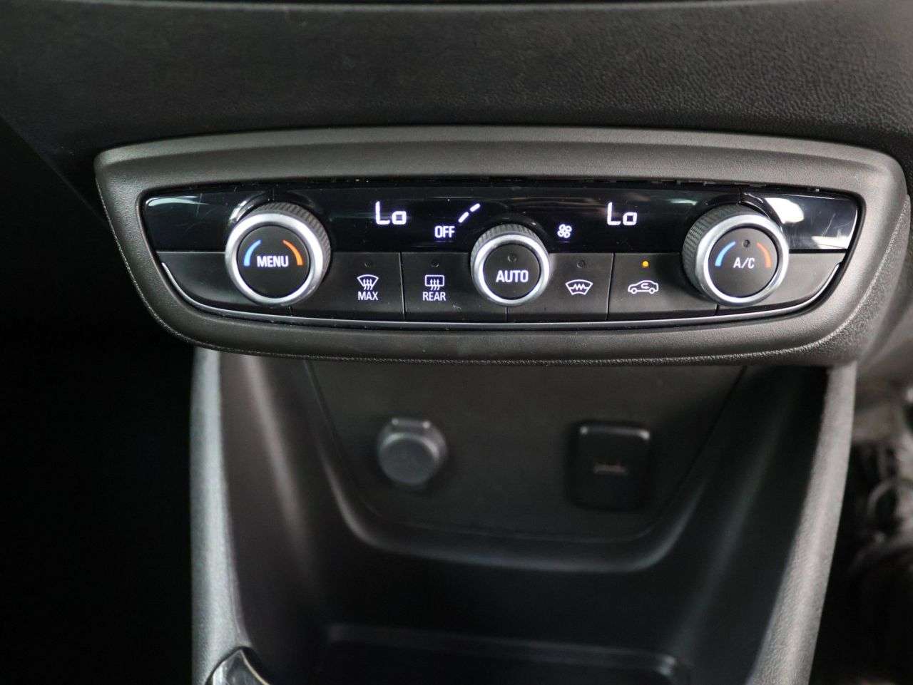 2018 VAUXHALL CROSSLAND X 2018 VAUXHALL CROSSLAND X