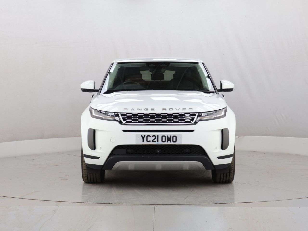 A 2021 LAND ROVER RANGE ROVER EVOQUE 2.0 D165 MHEV S SUV 5dr Diesel Auto 4WD Euro 6 (s/s) (163 ps) A 2021 LAND ROVER RANGE ROVER EVOQUE 2.0 D165 MHEV S SUV 5dr Diesel Auto 4WD Euro 6 (s/s) (163 ps)