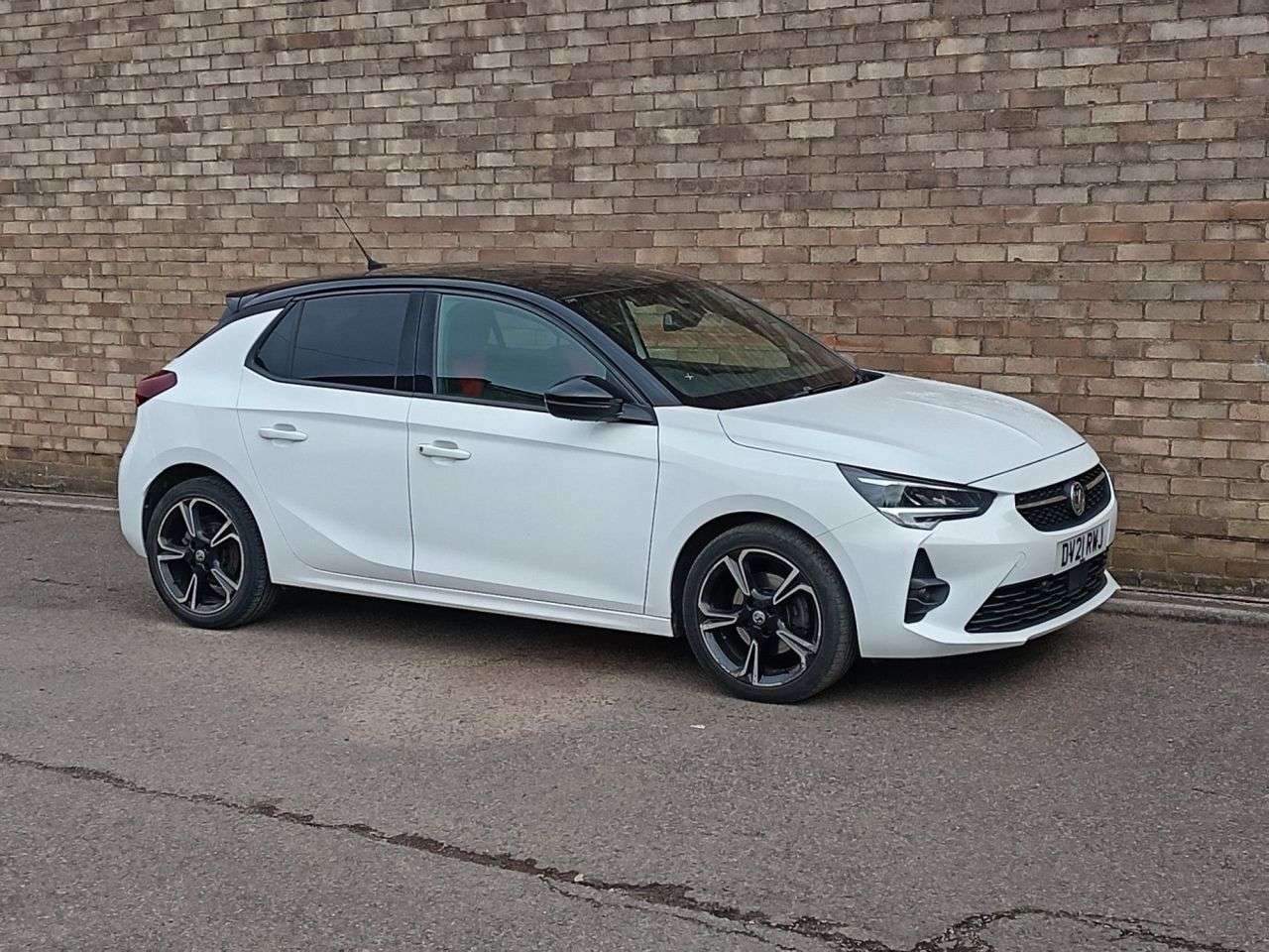 A 2021 VAUXHALL CORSA 1.2 Turbo SRi Premium Hatchback 5dr Petrol Manual Euro 6 (s/s) (100 ps) A 2021 VAUXHALL CORSA 1.2 Turbo SRi Premium Hatchback 5dr Petrol Manual Euro 6 (s/s) (100 ps)