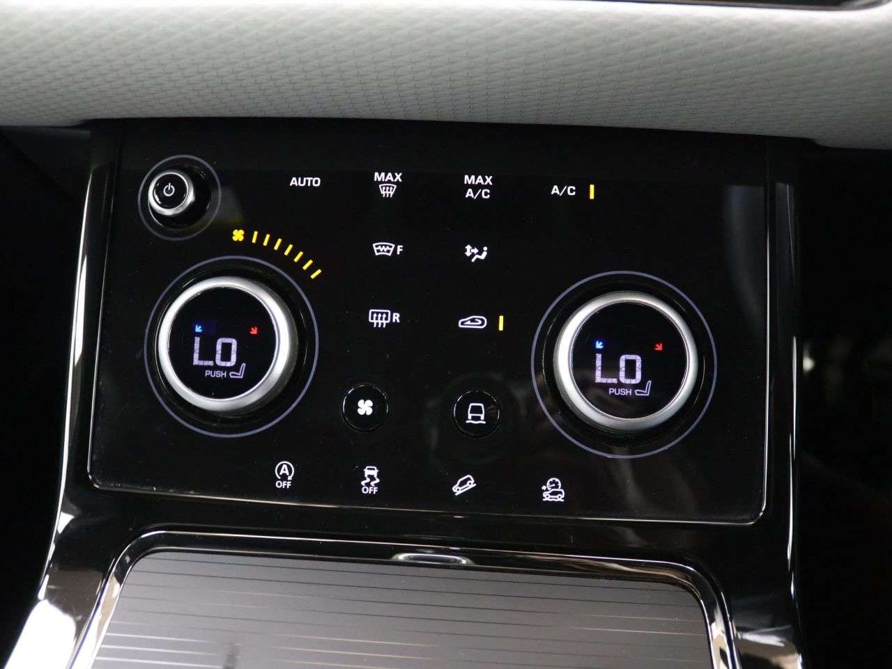 2022 LAND ROVER RANGE ROVER EVOQUE 2022 LAND ROVER RANGE ROVER EVOQUE