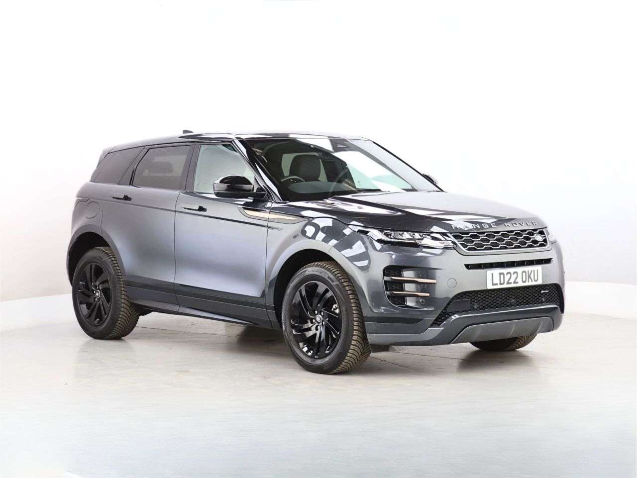 A 2022 LAND ROVER RANGE ROVER EVOQUE 2.0 D200 MHEV R-Dynamic S SUV 5dr Diesel Auto 4WD Euro 6 (s/s) (204 ps) A 2022 LAND ROVER RANGE ROVER EVOQUE 2.0 D200 MHEV R-Dynamic S SUV 5dr Diesel Auto 4WD Euro 6 (s/s) (204 ps)