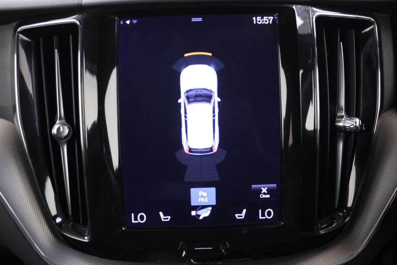 2021 VOLVO XC60 2021 VOLVO XC60