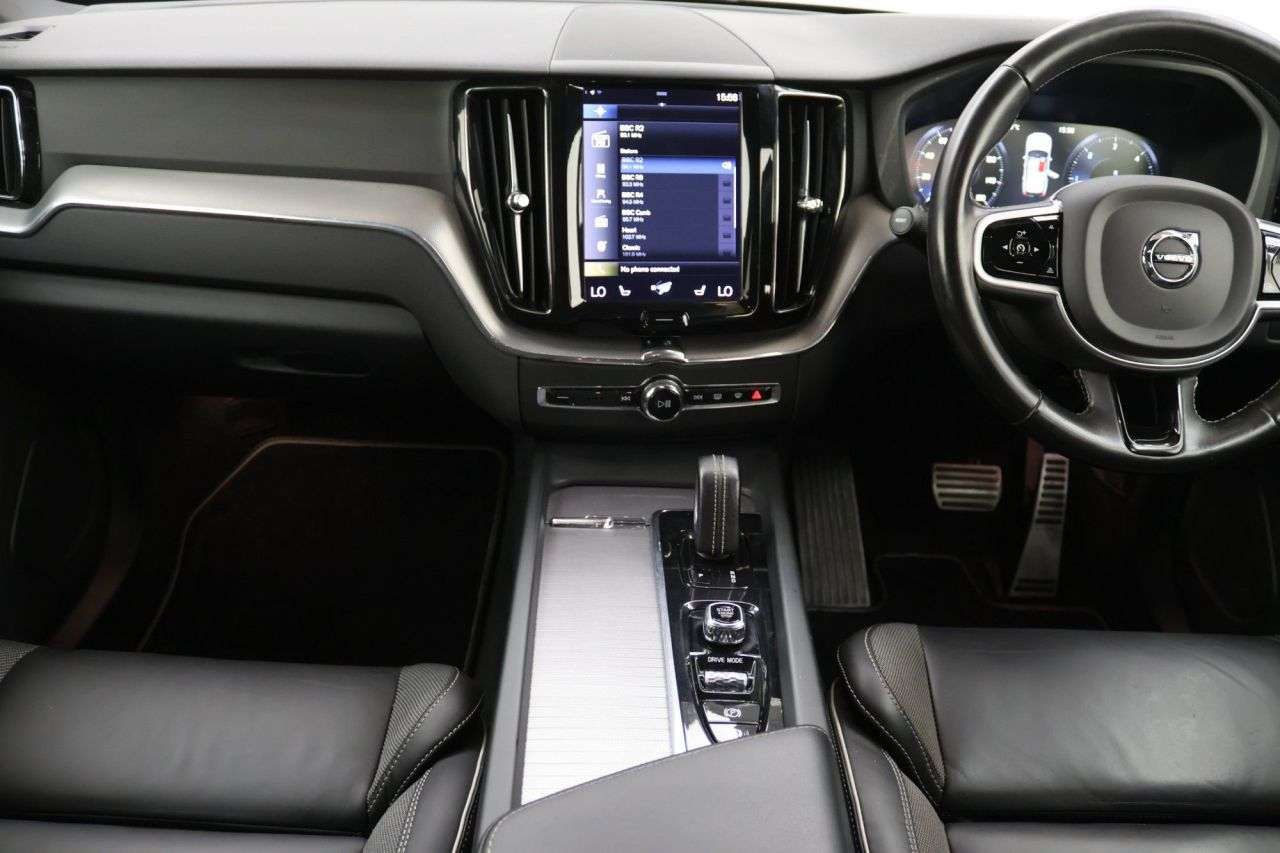 2021 VOLVO XC60 2021 VOLVO XC60