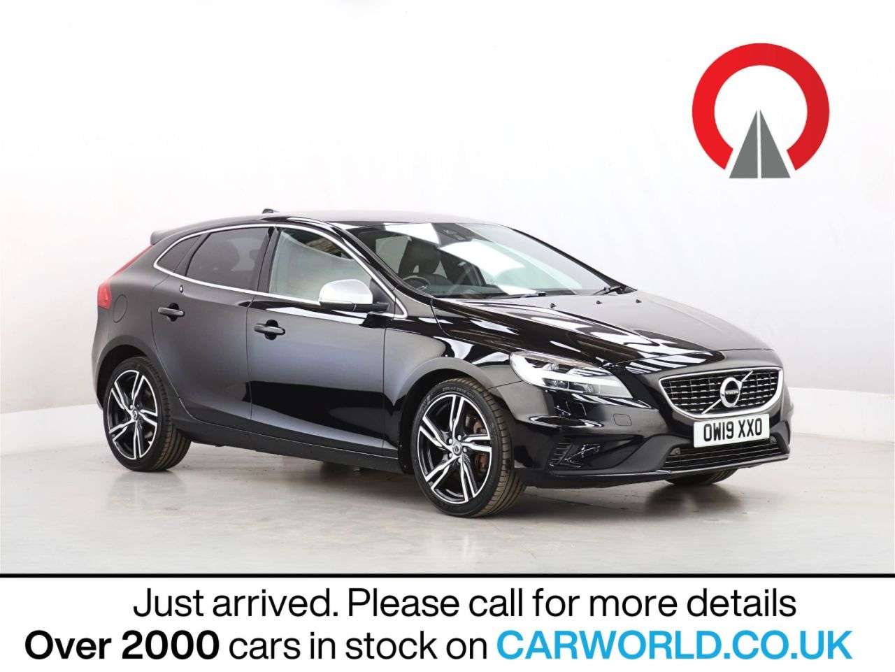 A 2019 VOLVO V40 1.5 T3 R-Design Edition Hatchback 5dr Petrol Auto Euro 6 (s/s) (152 ps) A 2019 VOLVO V40 1.5 T3 R-Design Edition Hatchback 5dr Petrol Auto Euro 6 (s/s) (152 ps)