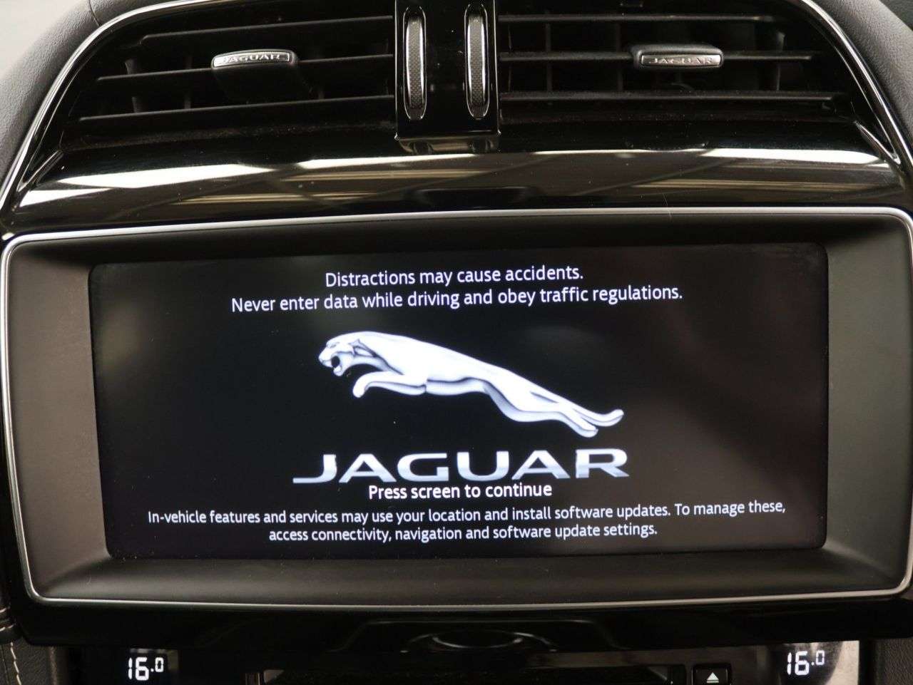 2020 JAGUAR F-PACE 2020 JAGUAR F-PACE