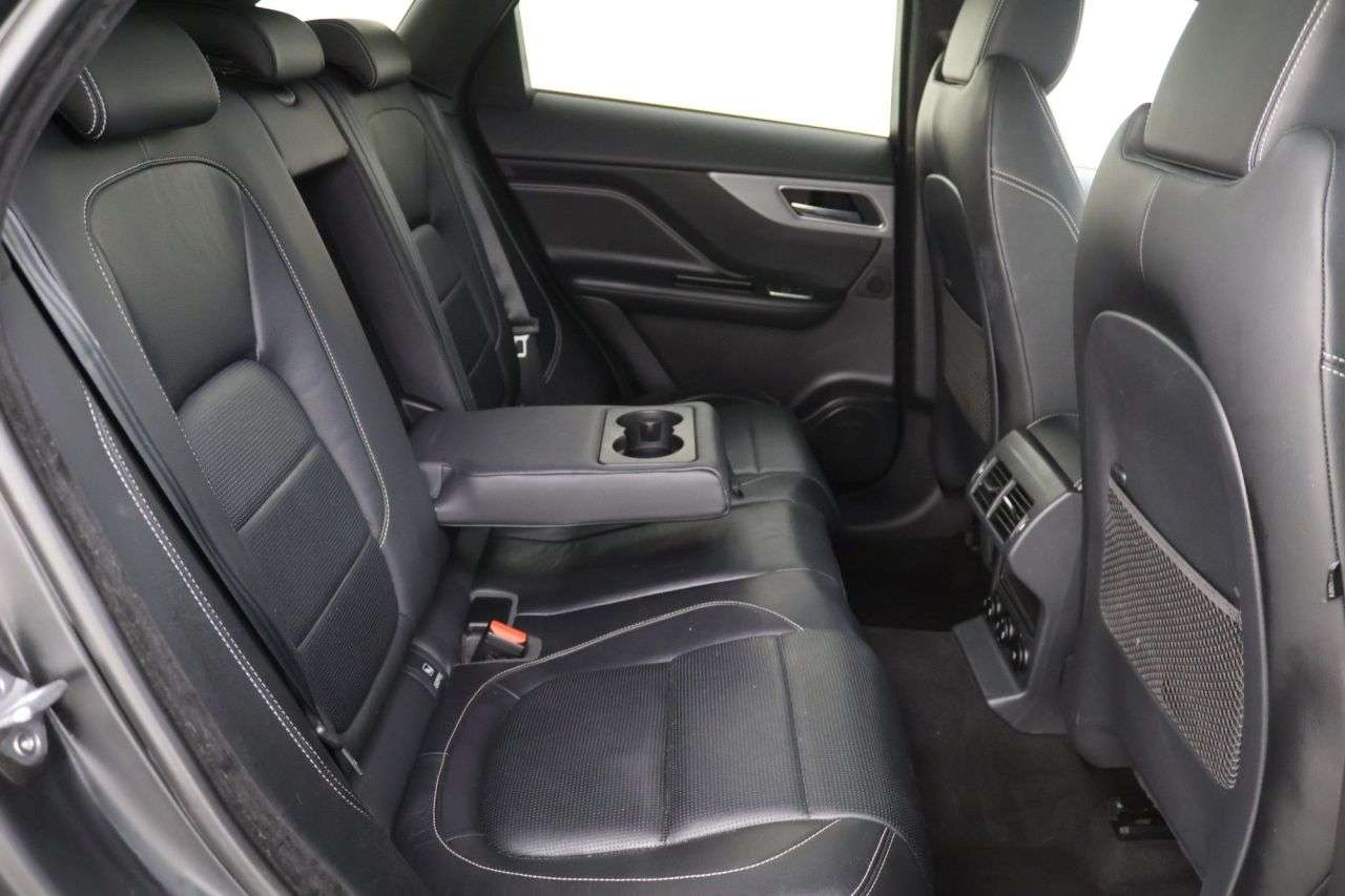 2020 JAGUAR F-PACE 2020 JAGUAR F-PACE