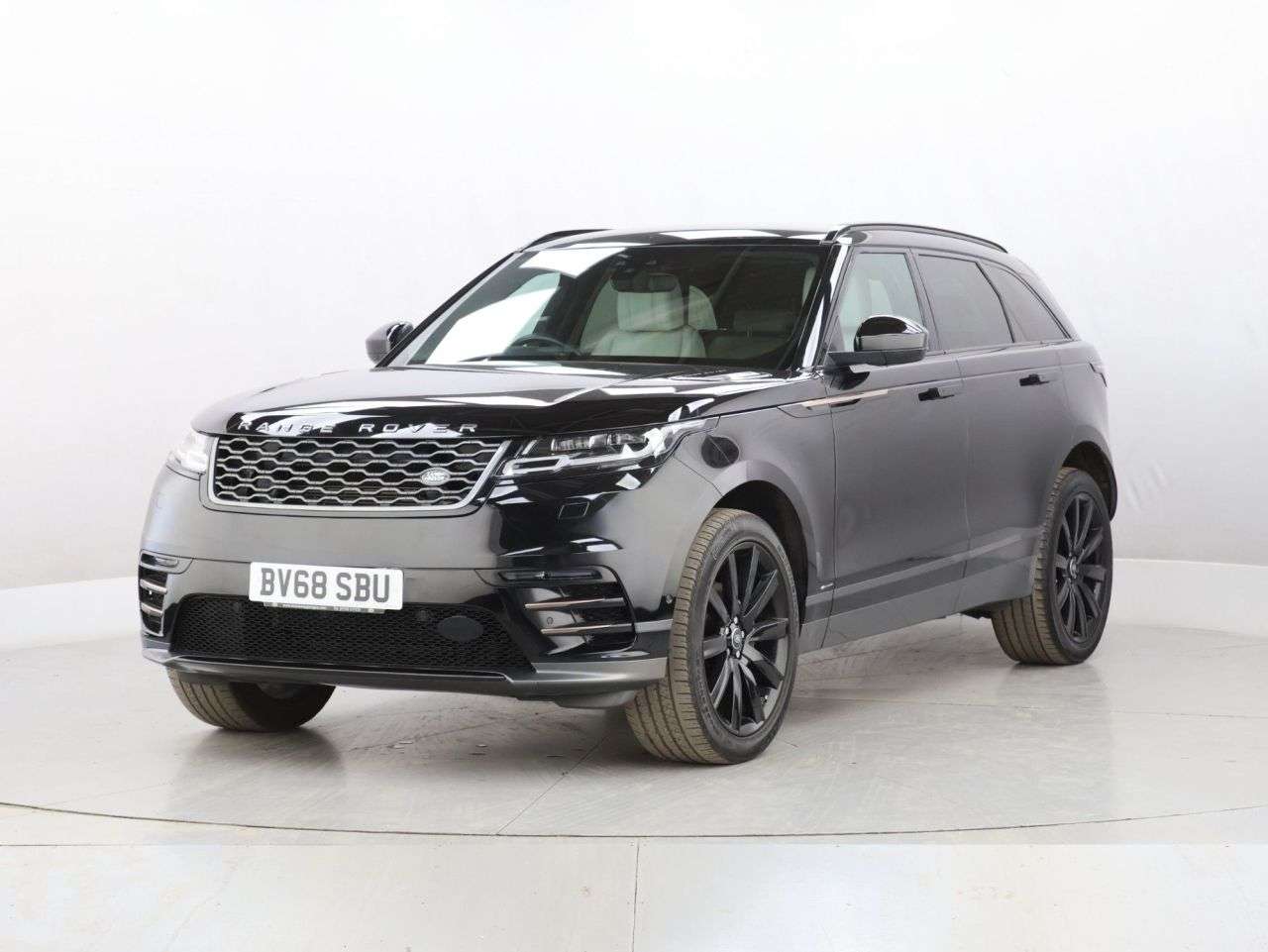 2019 LAND ROVER RANGE ROVER VELAR 2019 LAND ROVER RANGE ROVER VELAR