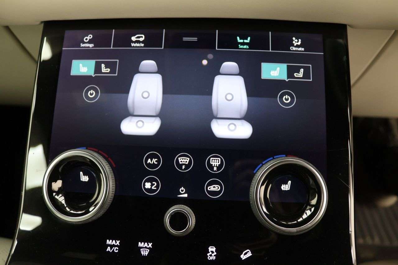2019 LAND ROVER RANGE ROVER VELAR 2019 LAND ROVER RANGE ROVER VELAR