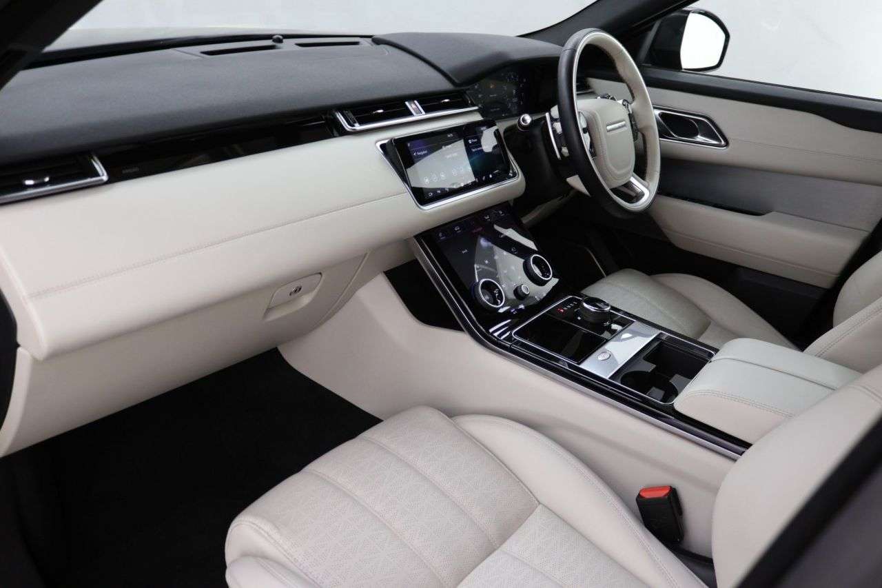 2019 LAND ROVER RANGE ROVER VELAR 2019 LAND ROVER RANGE ROVER VELAR