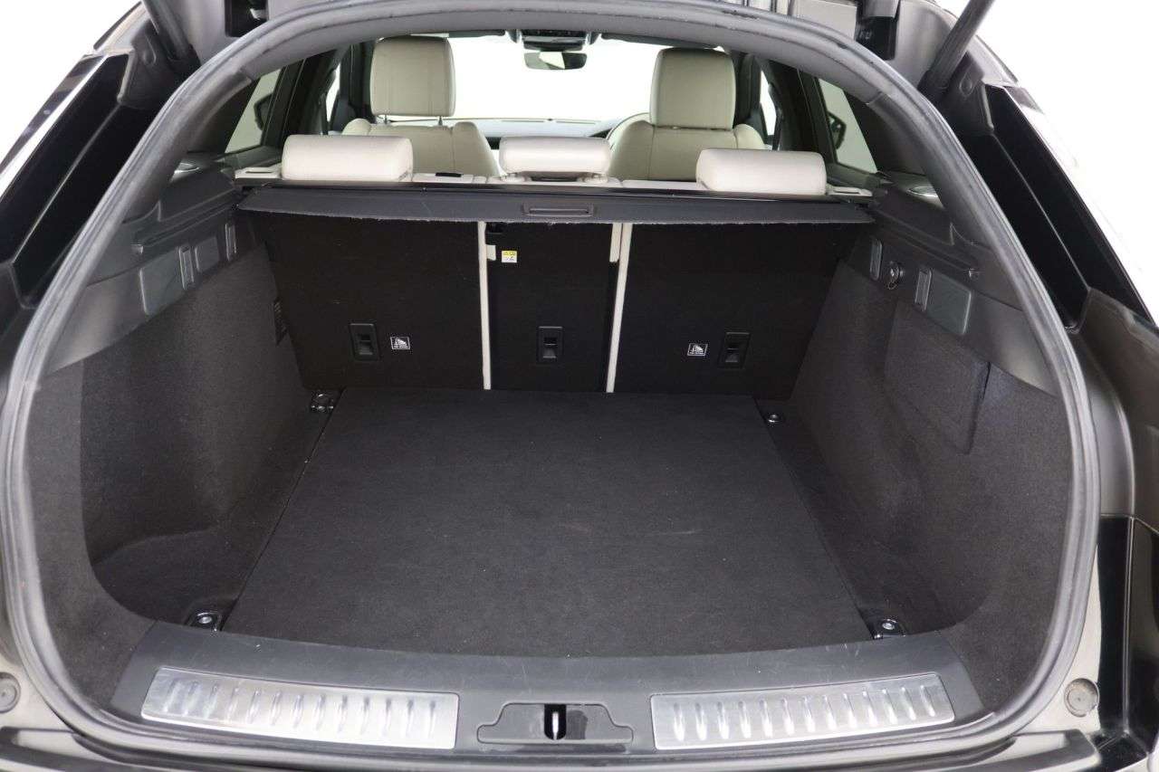 2019 LAND ROVER RANGE ROVER VELAR 2019 LAND ROVER RANGE ROVER VELAR