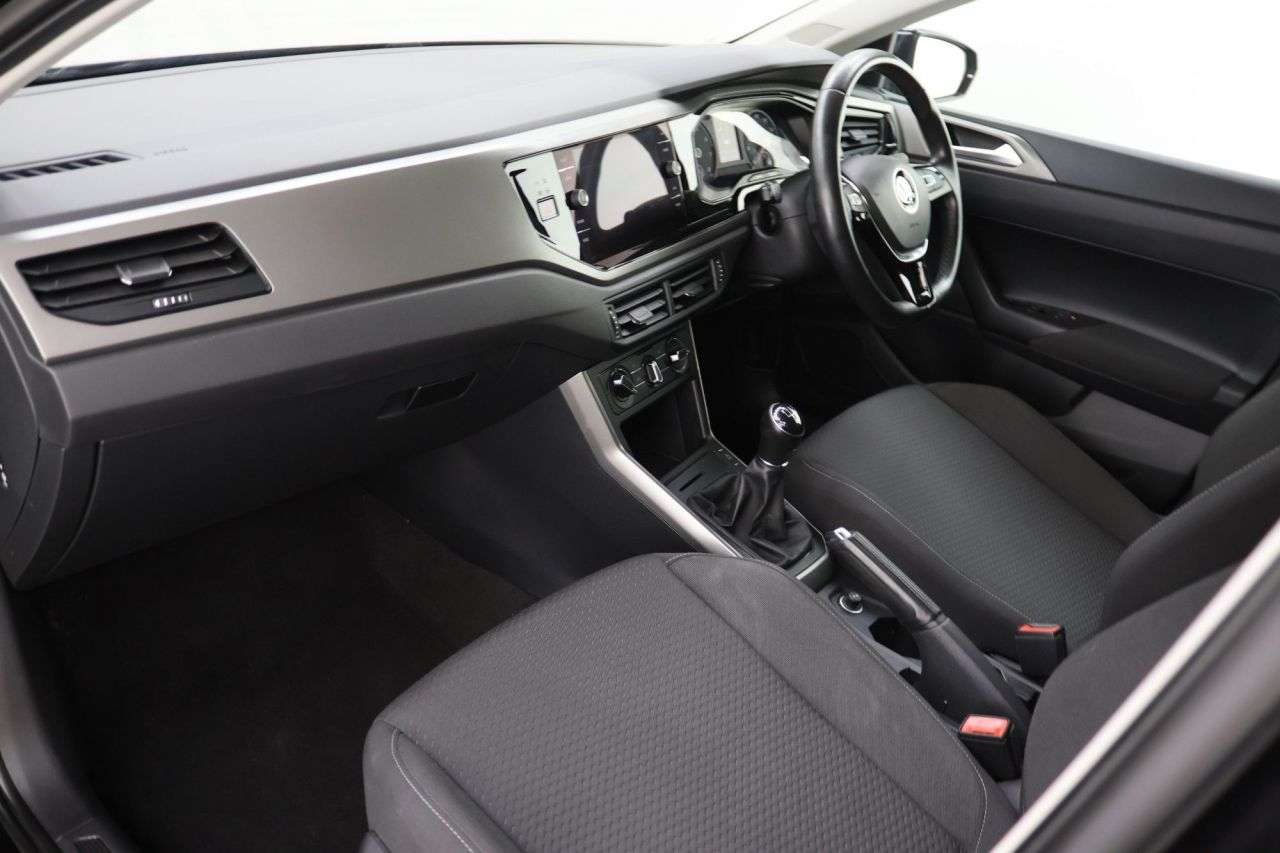 2019 VOLKSWAGEN POLO 2019 VOLKSWAGEN POLO