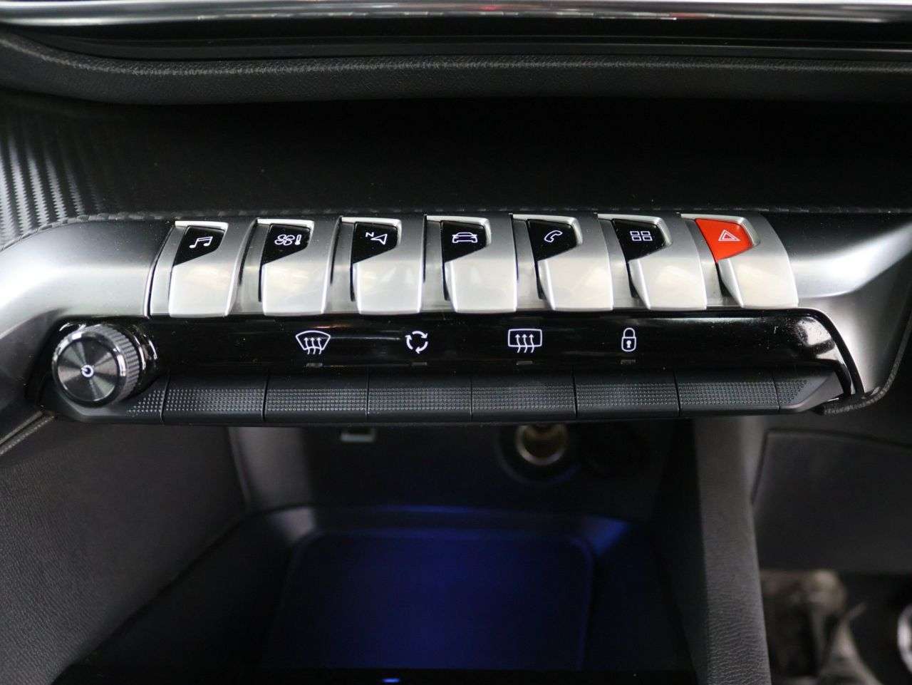 2022 PEUGEOT 5008 2022 PEUGEOT 5008