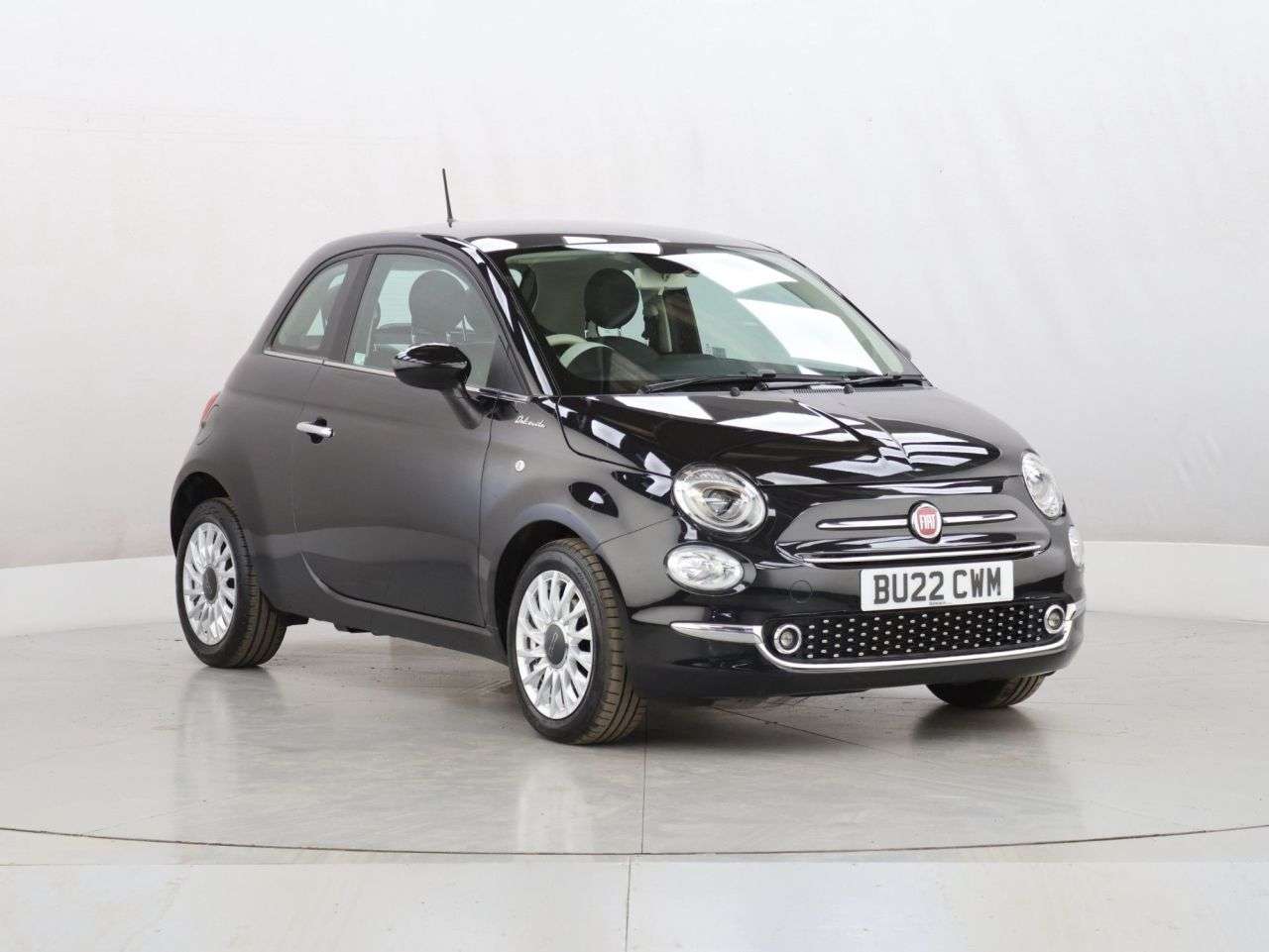 A 2022 FIAT 500 1.0 MHEV Dolcevita Hatchback 3dr Petrol Manual Euro 6 (s/s) (70 bhp) A 2022 FIAT 500 1.0 MHEV Dolcevita Hatchback 3dr Petrol Manual Euro 6 (s/s) (70 bhp)