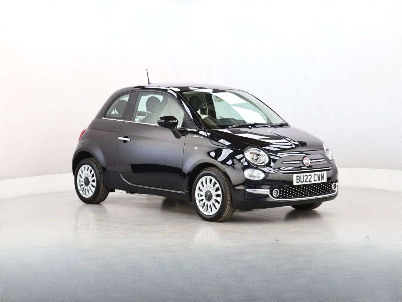 A 2022 FIAT 500 1.0 MHEV Dolcevita Hatchback 3dr Petrol Manual Euro 6 (s/s) (70 bhp) A 2022 FIAT 500 1.0 MHEV Dolcevita Hatchback 3dr Petrol Manual Euro 6 (s/s) (70 bhp)