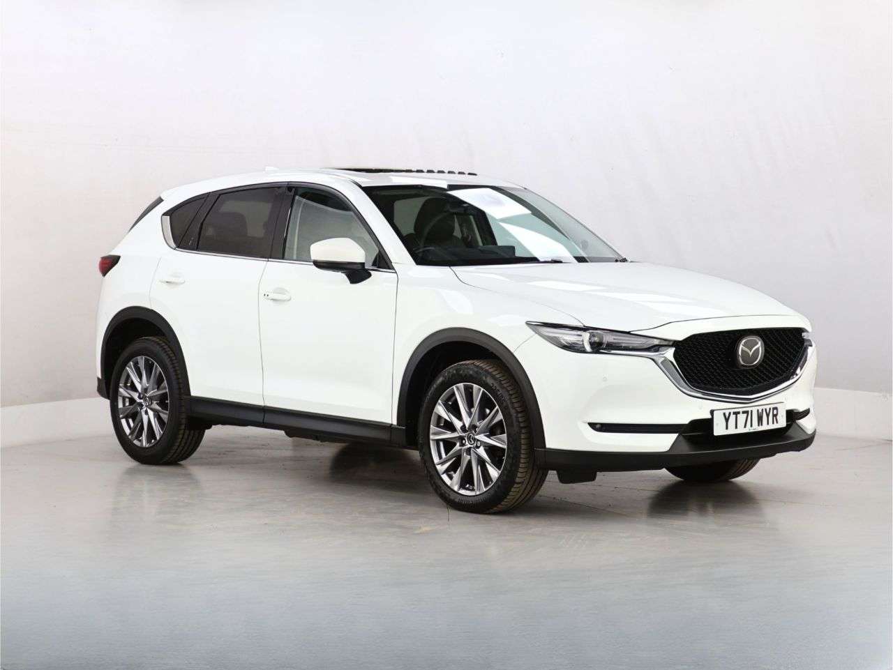 A 2021 MAZDA CX-5 2.0 SKYACTIV-G Sport SUV 5dr Petrol Manual Euro 6 (s/s) (165 ps) A 2021 MAZDA CX-5 2.0 SKYACTIV-G Sport SUV 5dr Petrol Manual Euro 6 (s/s) (165 ps)