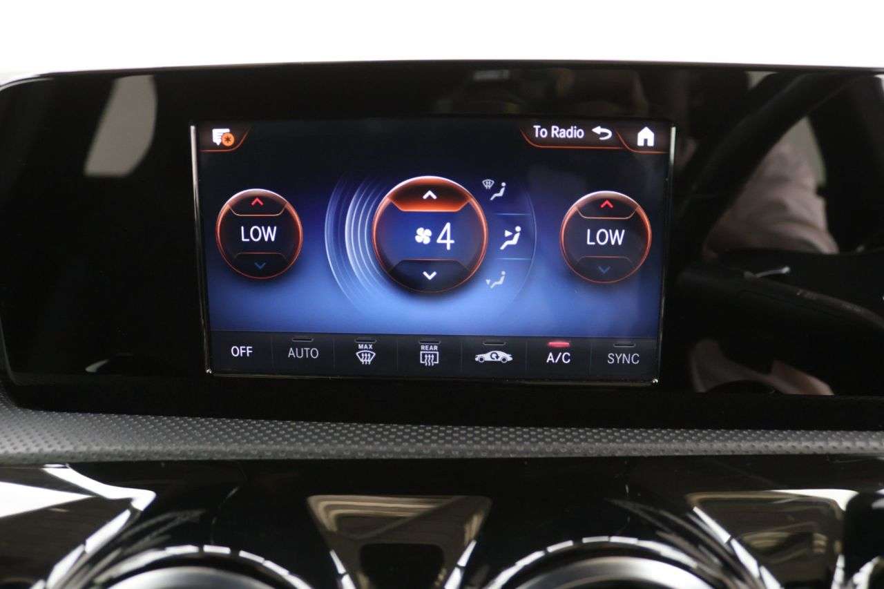 2019 MERCEDES-BENZ A CLASS 2019 MERCEDES-BENZ A CLASS