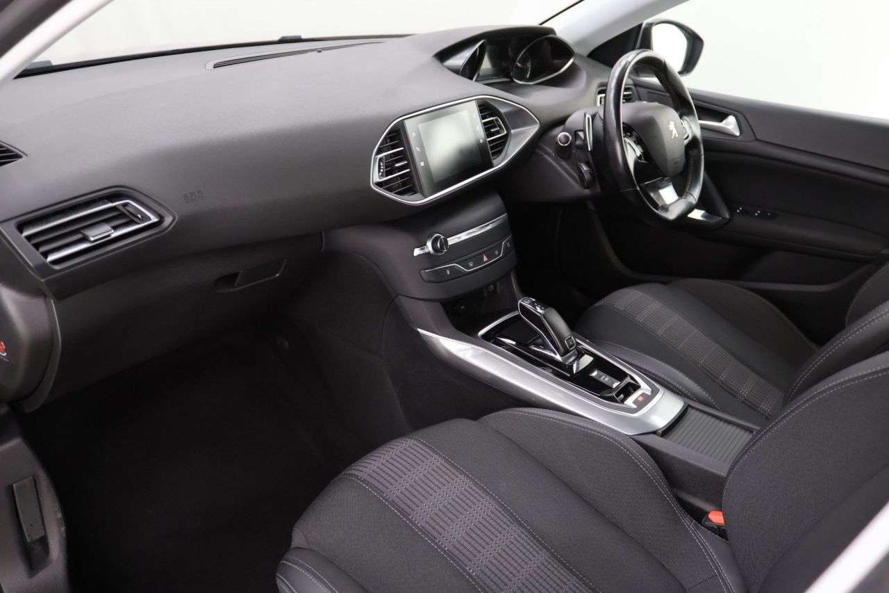 2019 PEUGEOT 308 2019 PEUGEOT 308